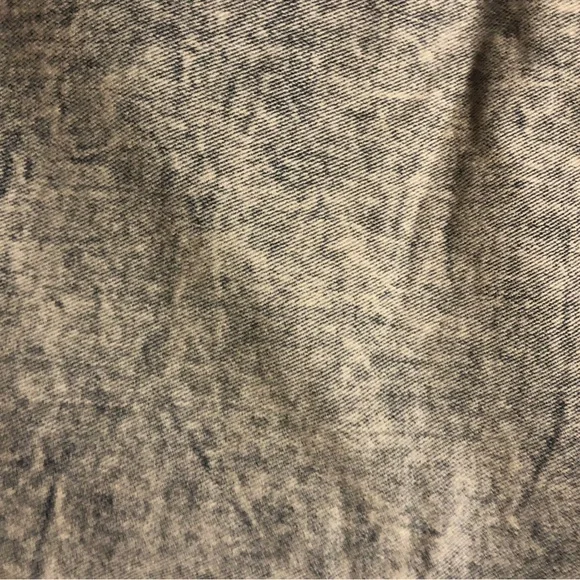 Express NWT Jean skirt - Picture 5 of 7